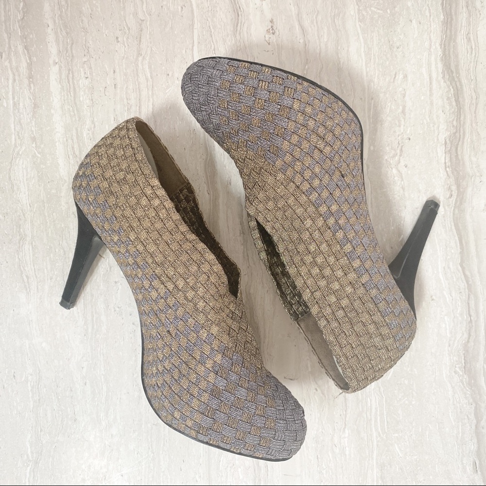 Zee Alexis Silver and Gold Cassandra Pump